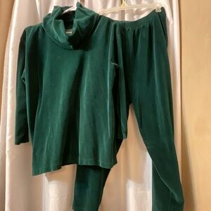 Green Velour Lounge Set